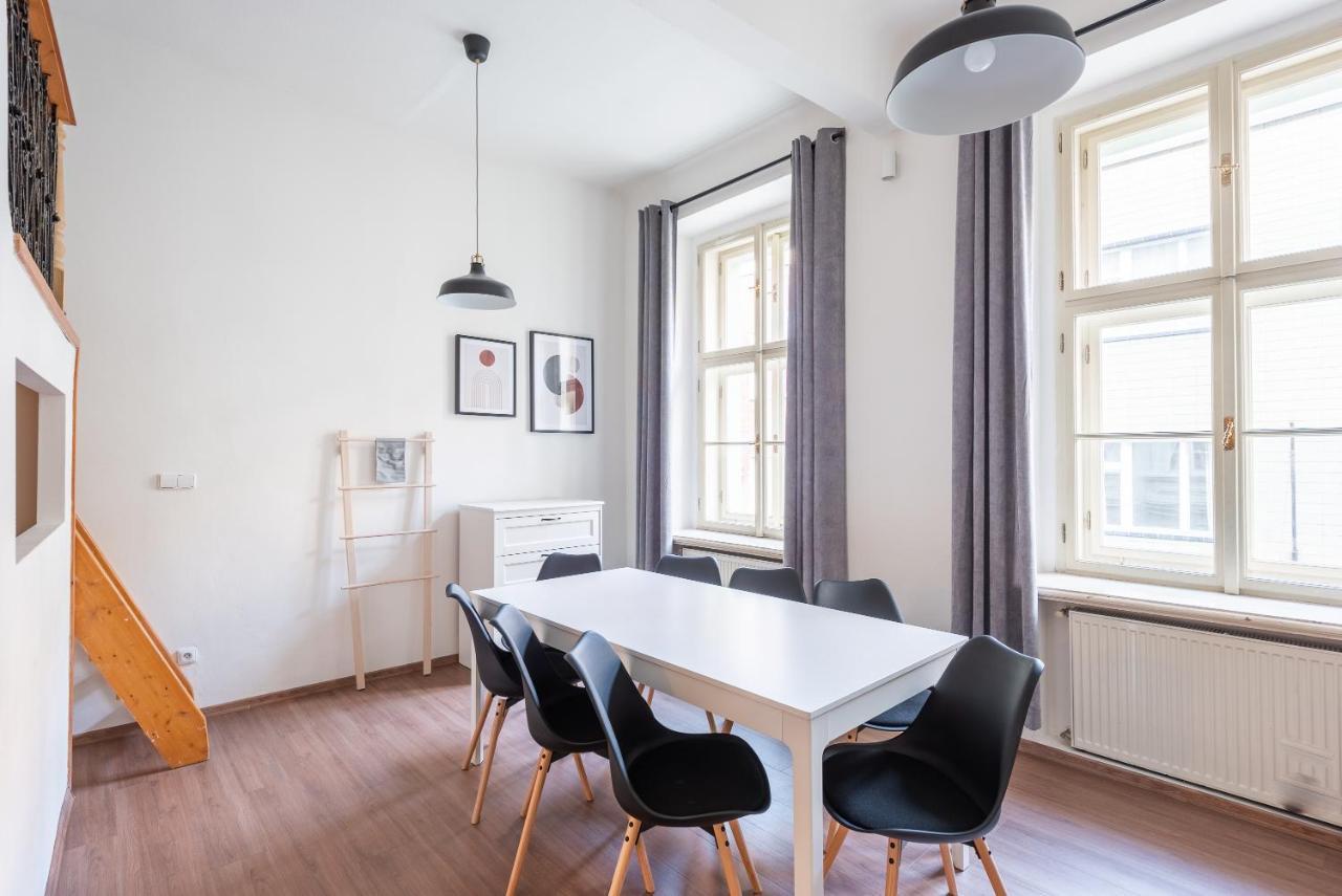 Budget Reznicka apartment Praag Buitenkant foto