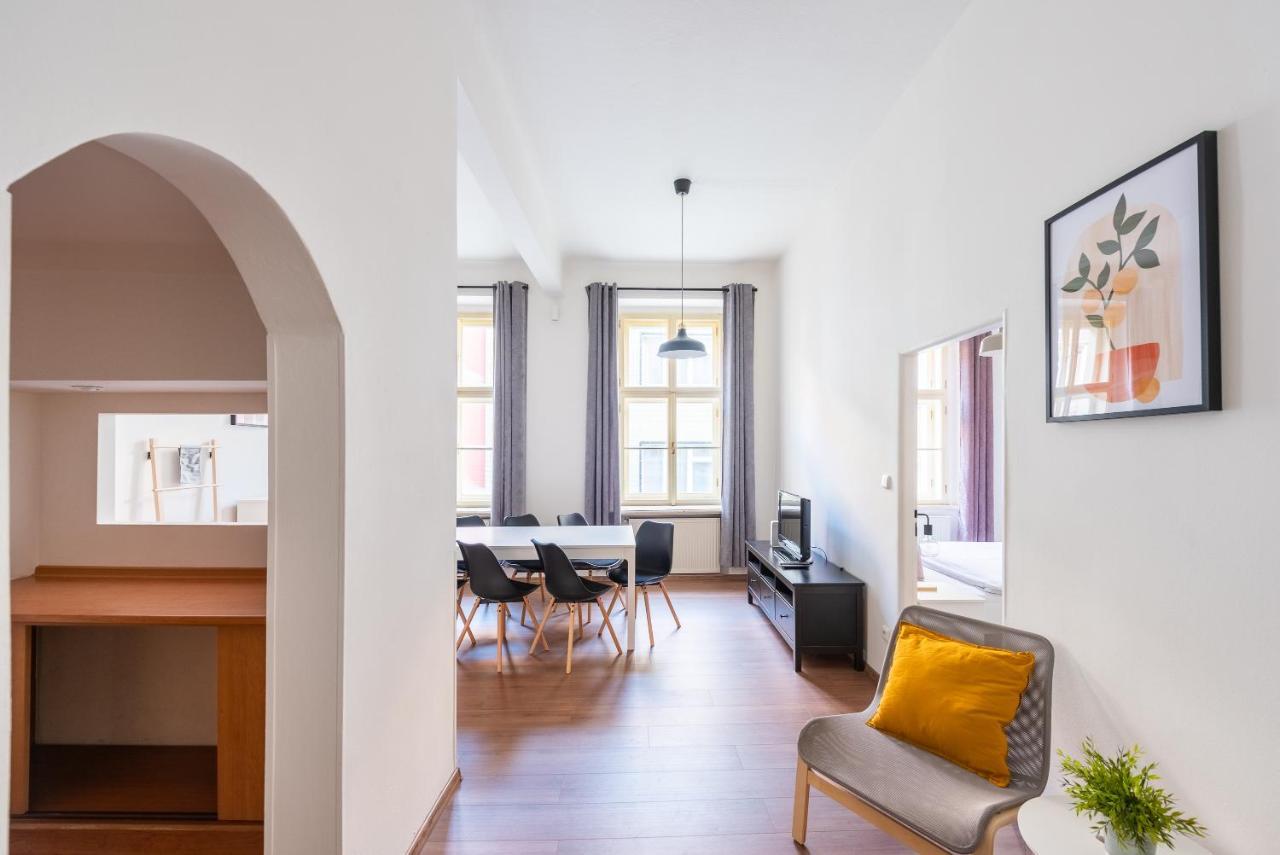 Budget Reznicka apartment Praag Buitenkant foto